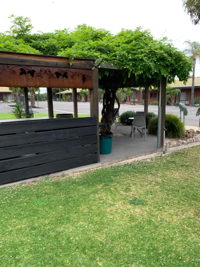 Federation Motel Resort - Corowa Exterior foto